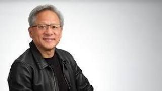 Шефът на Nvidia пристигна в Китай след като загубата на компанията нарасна заради политики на САЩ